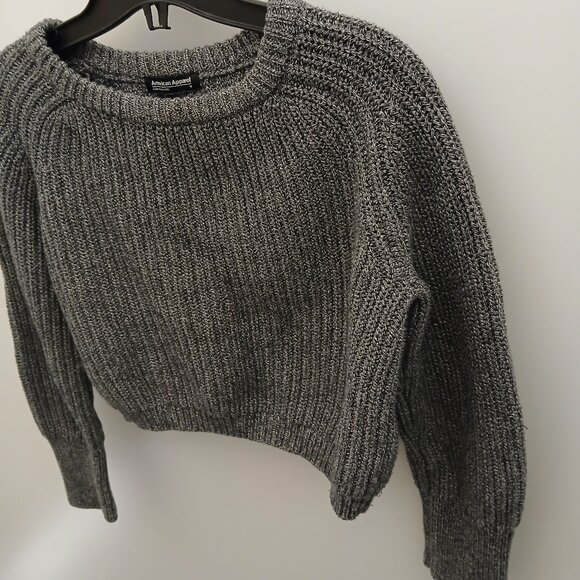 American Apparel Cropped Combed Cotton Sweater - Picture 5 of 9